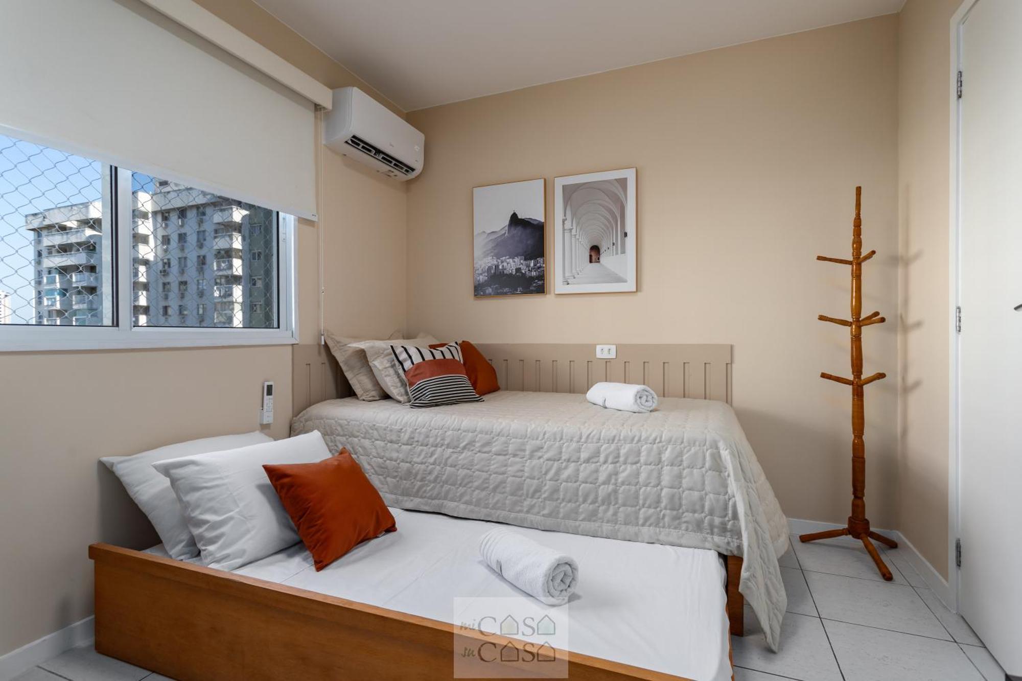 2 Quartos Com Varanda A 300M Riocentro Wi-Fi 120Mbps E Cozinha Completa - Condominio Com Piscina, Estacionamento, Portaria 24H E Parquinho Infantil - Apartamento Indicado Para Grupos, Hospedes A Trabalho E Criancas Rio de Janeiro Room photo